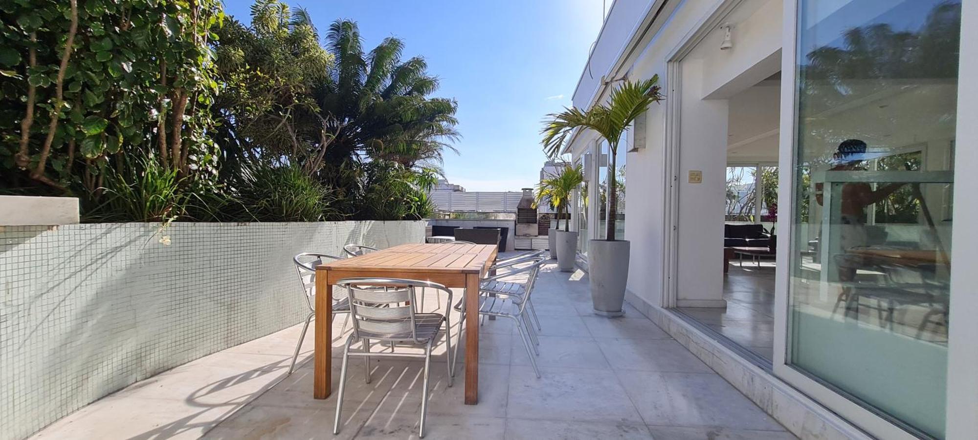 Triplex Com Piscina *